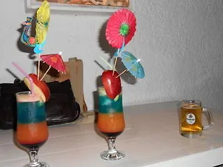 Helga's Paradise Hotel 2*