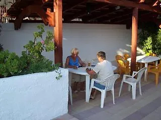 Hotel Helga's Paradise 2*